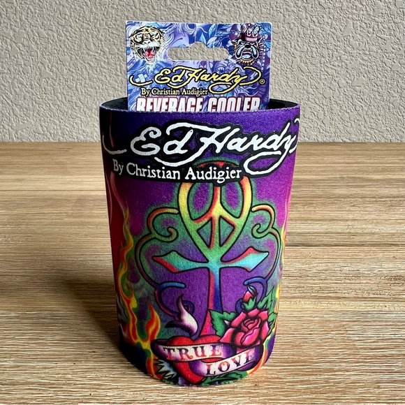 ED HARDY Christian Audigier Tattoo KOOZIE True Love Rare Y2K 90s Can Cooler - Picture 2 of 12